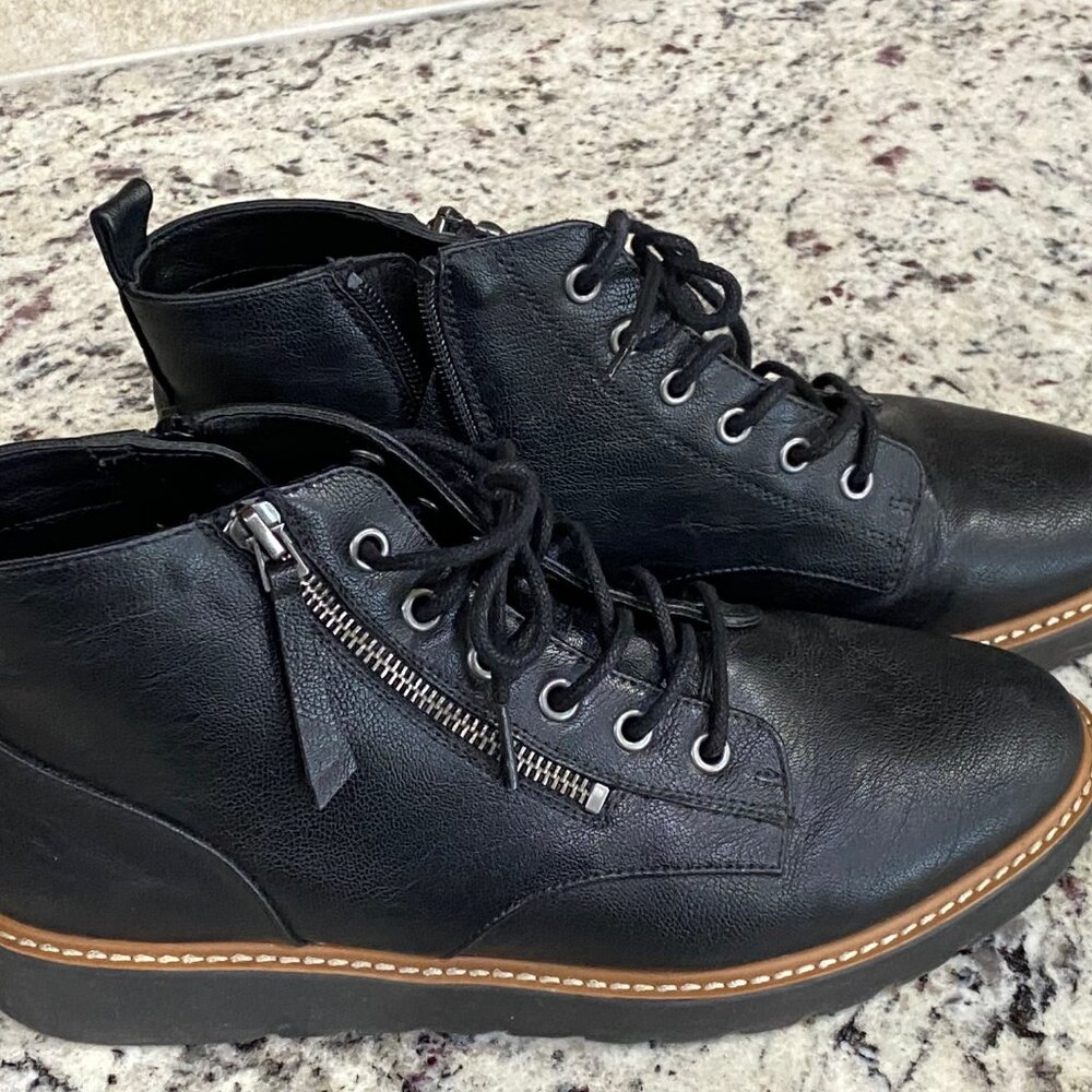 Naturalizer Women Eeva Ankle Boot Black Lug Sole